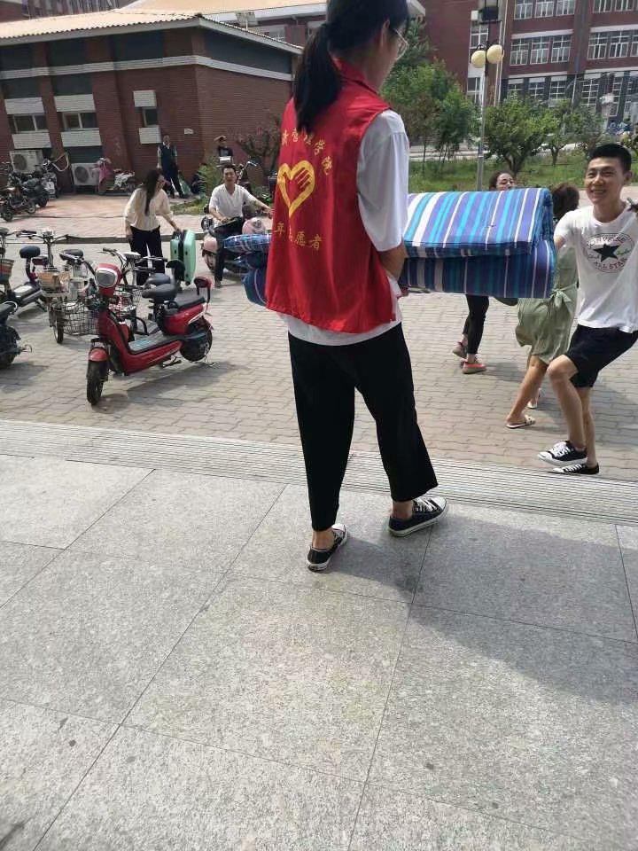 图片2.jpg 图片2.jpg