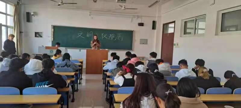 图片8.jpg 图片8.jpg