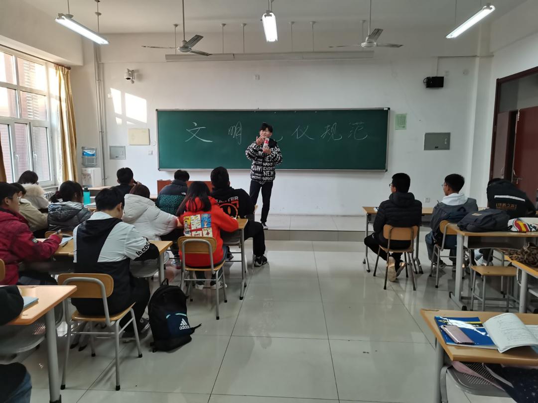 图片2.jpg 图片2.jpg