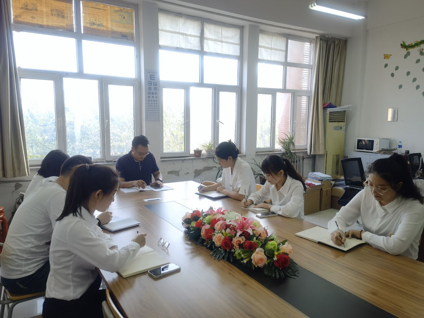 图片2.jpg 图片2.jpg