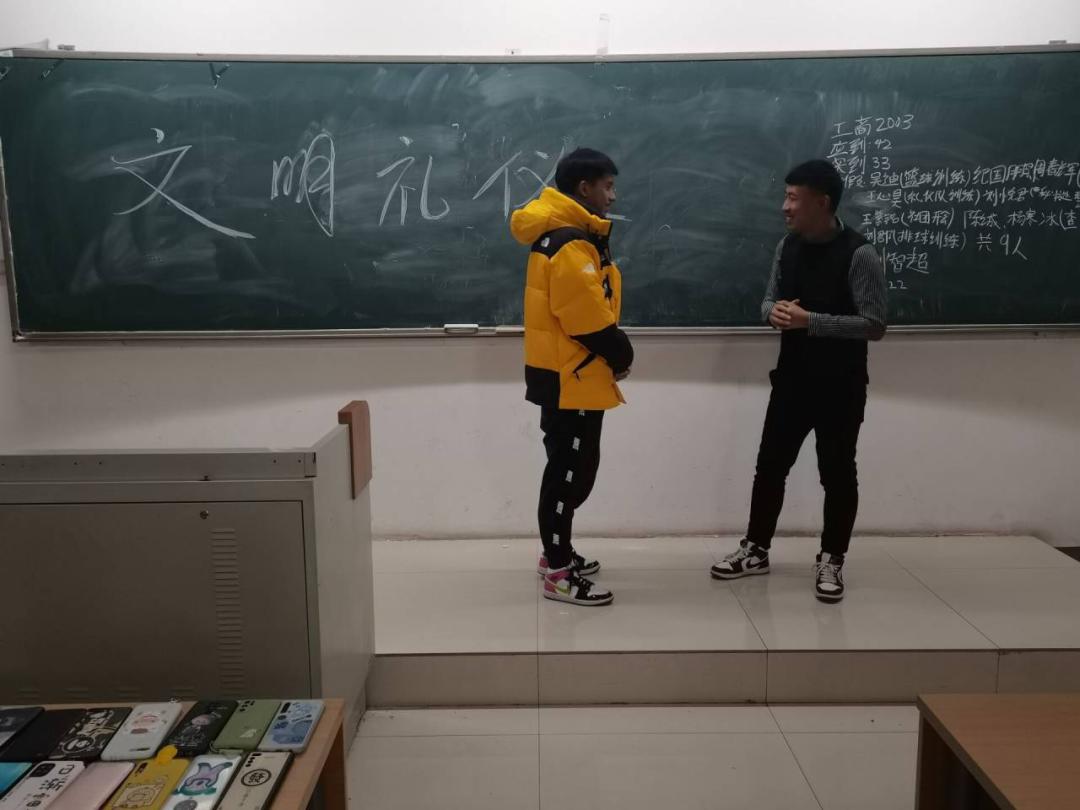 图片4.jpg 图片4.jpg