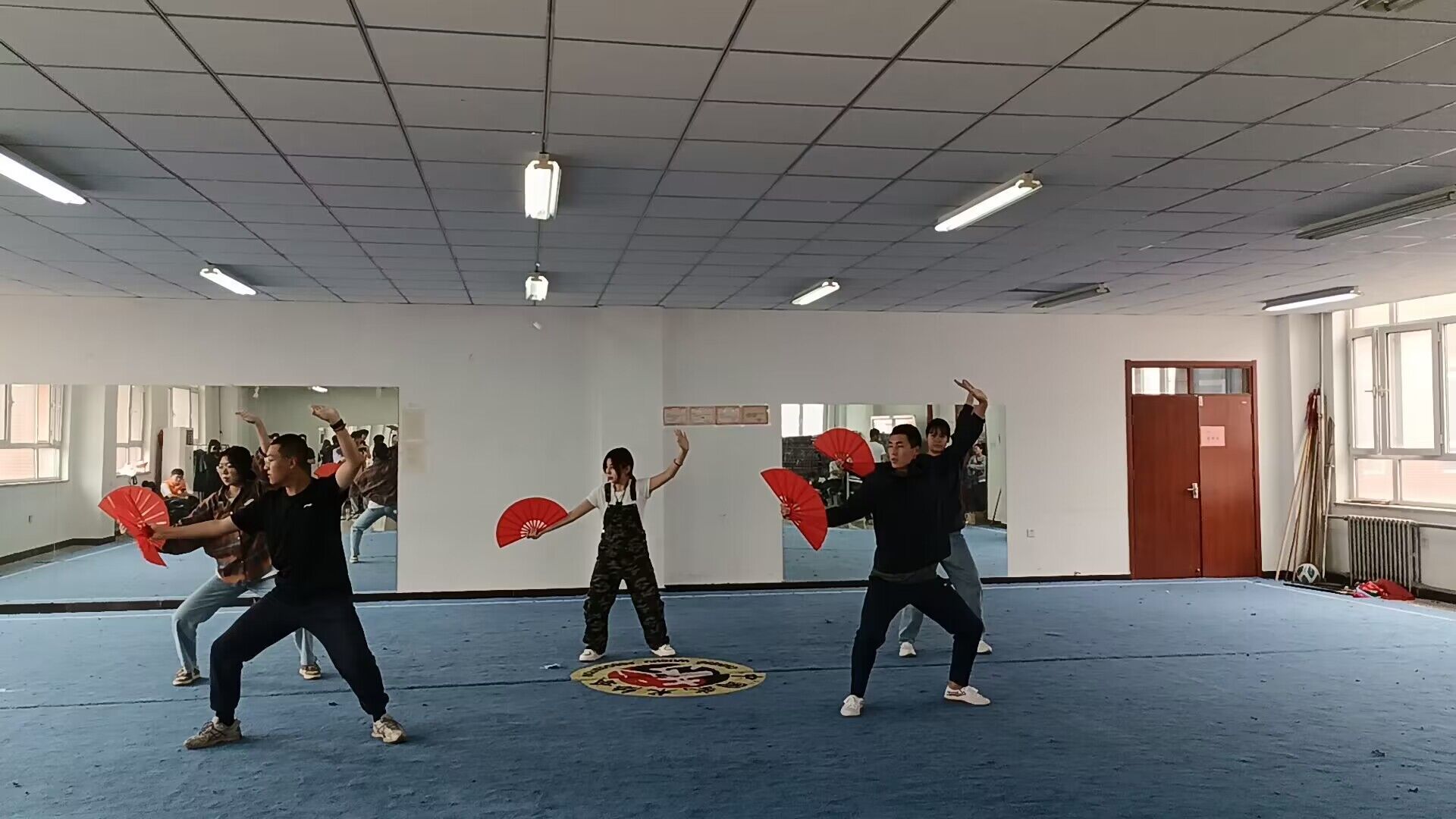 QQ图片20230608194601.jpg QQ图片20230608194601.jpg